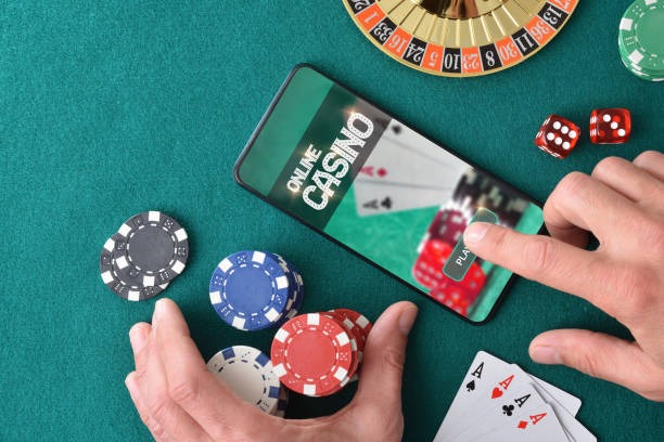 baut777 mobile app home screen showing live dealer tables and football markets